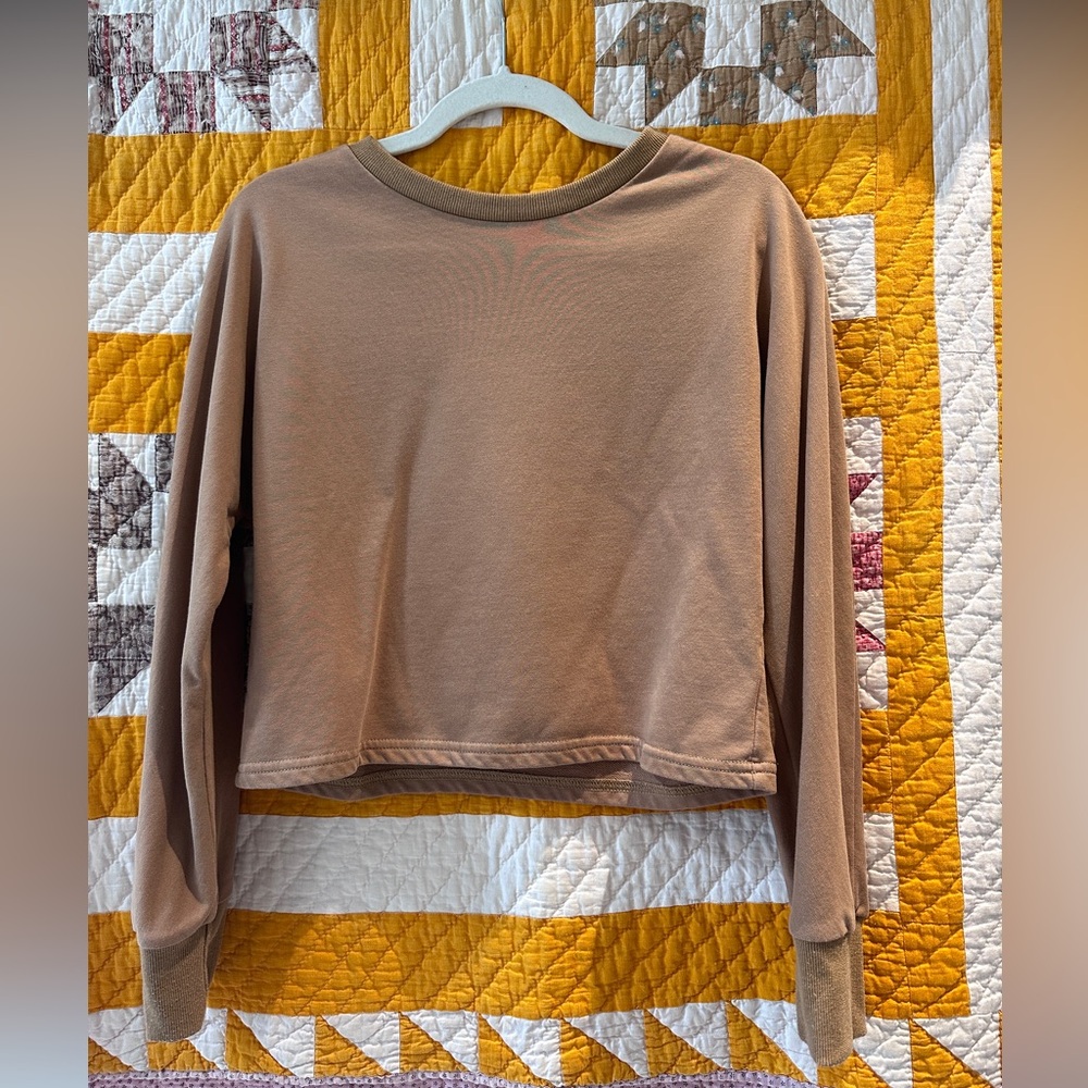 Cropped sweatshirt
